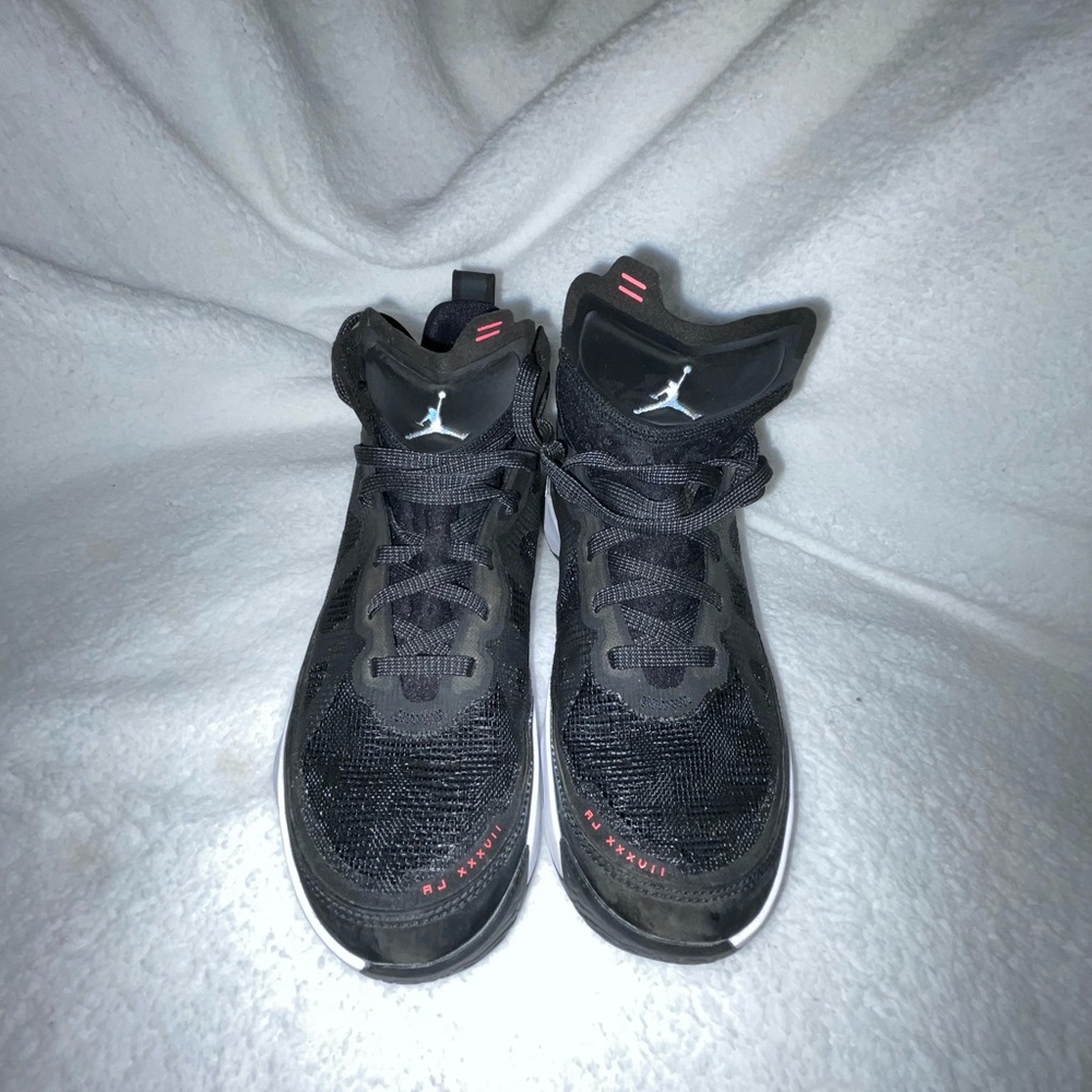 Air Jordan XXXVII